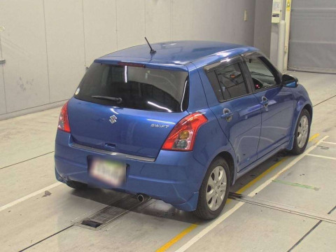 2010 Suzuki Swift ZC71S[1]