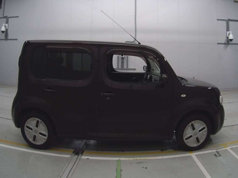 2011 Nissan Cube Z12[2]