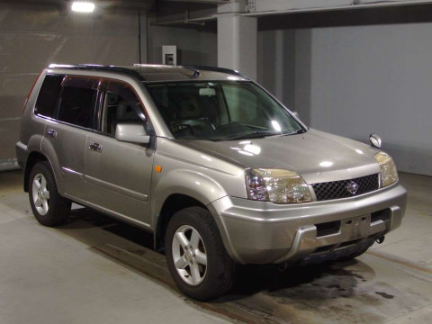 2003 Nissan X-Trail NT30[2]