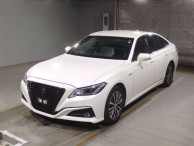 2018 Toyota Crown Hybrid