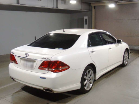 2009 Toyota Crown GRS200[1]