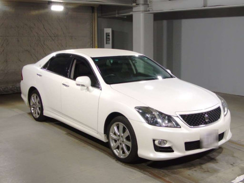 2009 Toyota Crown GRS200[2]