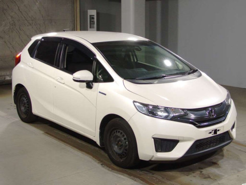 2013 Honda Fit Hybrid GP5[2]