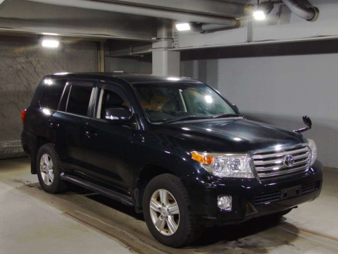 2012 Toyota Land Cruiser URJ202W[2]