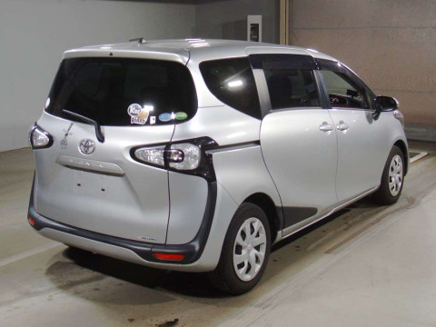 2016 Toyota Sienta NSP170G[1]