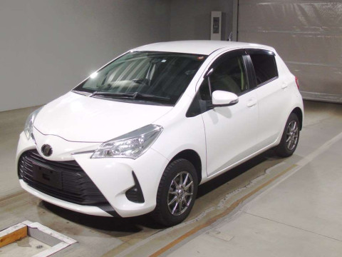 2018 Toyota Vitz NSP135[0]