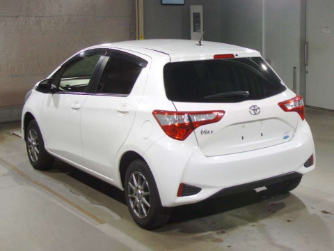 2018 Toyota Vitz NSP135[2]