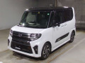 2022 Daihatsu Tanto Custom