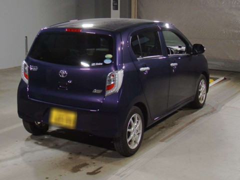 2013 Toyota Pixis Epoch LA300A[1]