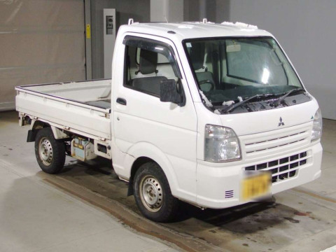 2014 Mitsubishi Minicab Truck DS16T[2]