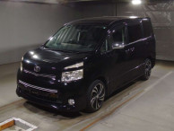 2009 Toyota Voxy