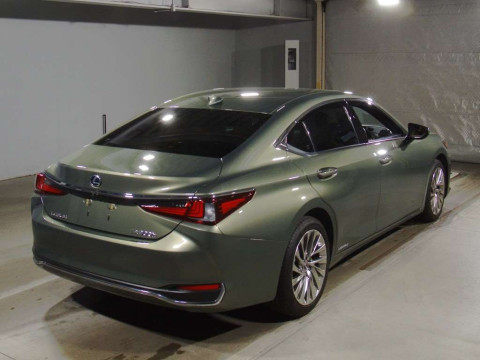 2022 Lexus ES AXZH11[1]