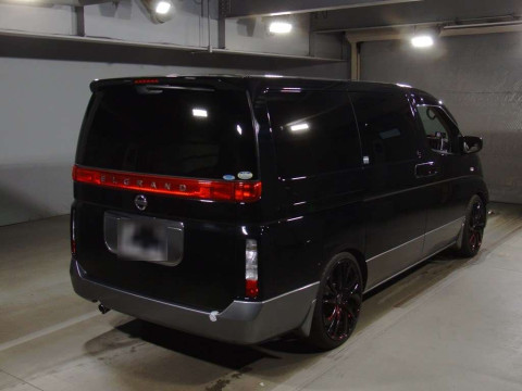 2002 Nissan Elgrand E51[1]