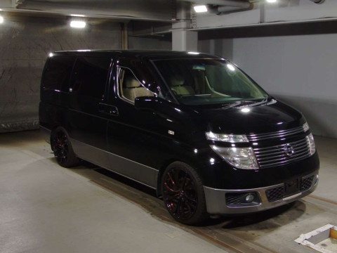 2002 Nissan Elgrand E51[2]