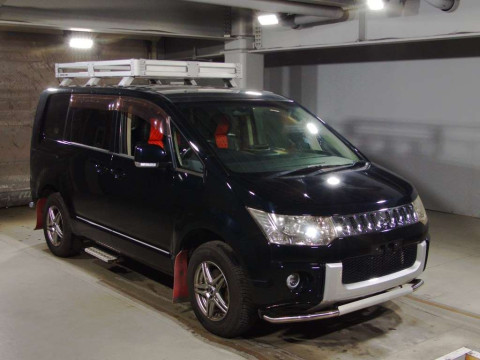 2007 Mitsubishi Delica D5 CV5W[2]