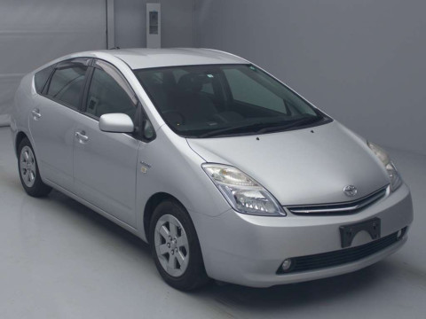 2008 Toyota Prius NHW20[2]