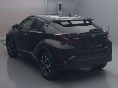 2018 Toyota C-HR ZYX10[2]