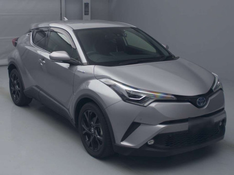 2019 Toyota C-HR ZYX10[1]