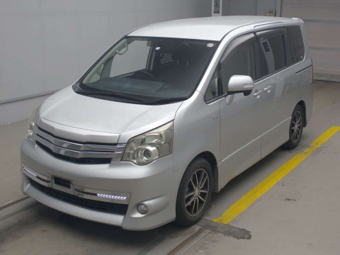 2012 Toyota Noah ZRR70W[0]