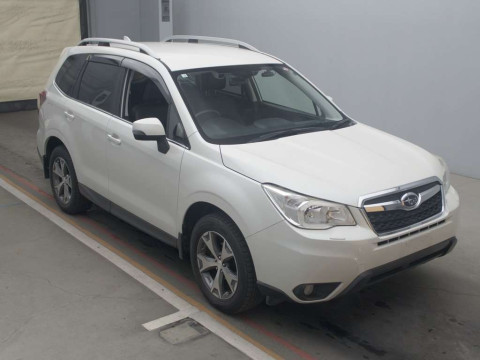 2014 Subaru Forester SJ5[2]