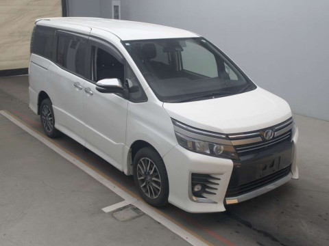 2016 Toyota Voxy ZRR85W[2]