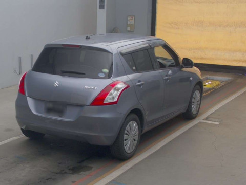 2014 Suzuki Swift ZC72S[1]