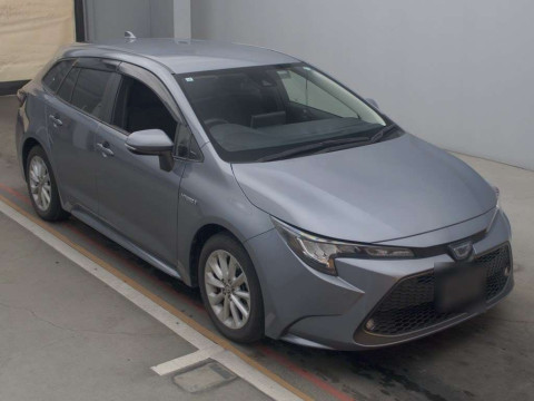 2019 Toyota Corolla Touring Wagon ZWE211W[2]