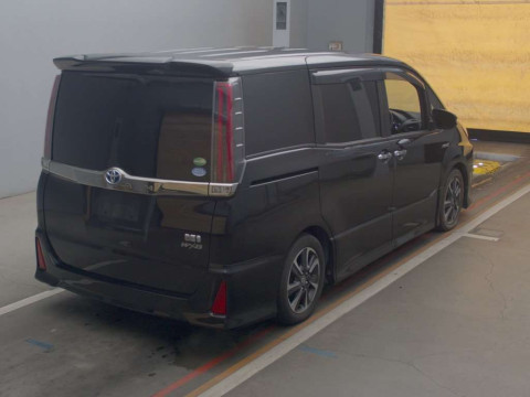 2018 Toyota Noah ZWR80W[1]