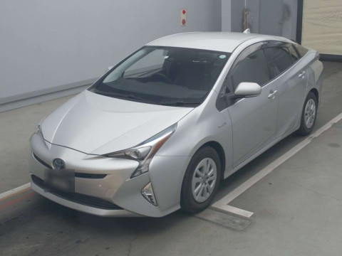 2018 Toyota Prius ZVW50[0]