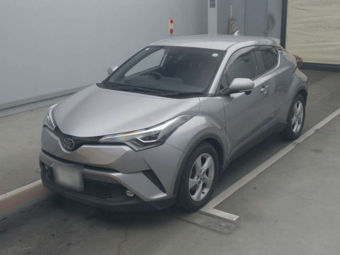 2019 Toyota C-HR NGX10[0]