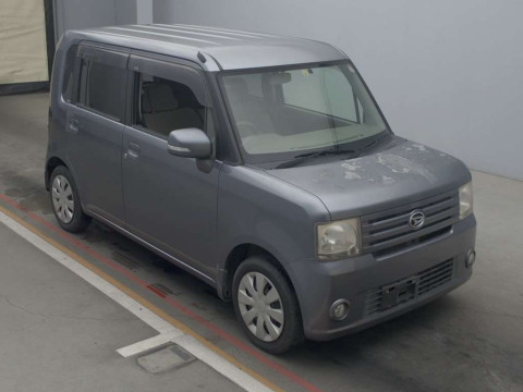 2010 Daihatsu Move Conte L575S[2]