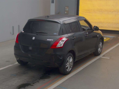 2010 Suzuki Swift ZD72S[1]