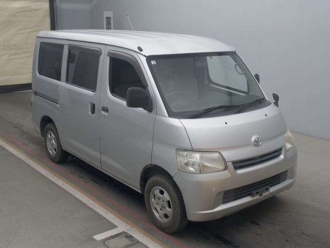 2008 Toyota Townace Van S402M[2]