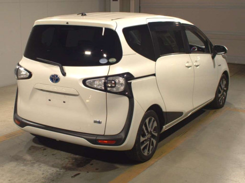 2016 Toyota Sienta NHP170G[1]