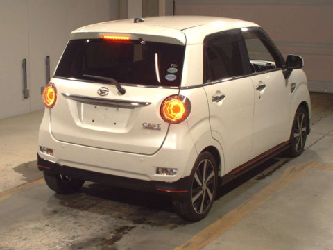 2016 Daihatsu Cast LA250S[1]