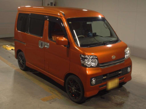 2016 Daihatsu Atrai Wagon S321G[2]