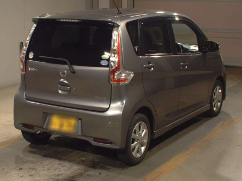 2018 Nissan DAYZ B21W[1]