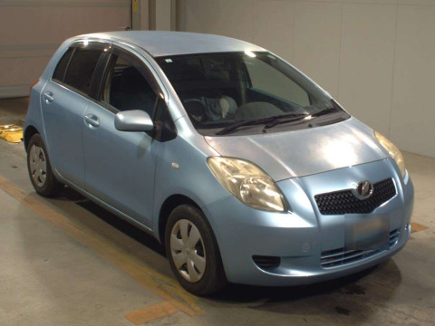 2005 Toyota Vitz KSP90[2]