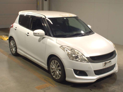 2012 Suzuki Swift ZC72S[2]