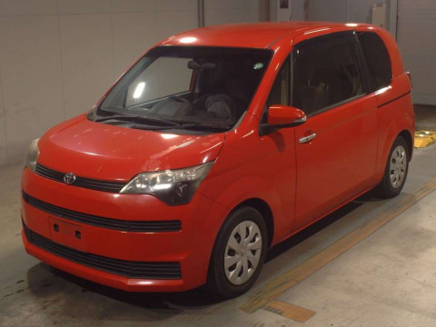 2013 Toyota Spade NCP141[0]