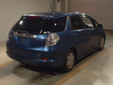 2012 Honda Fit Shuttle Hybrid GP2[1]