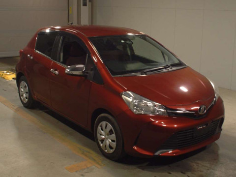 2016 Toyota Vitz KSP130[2]