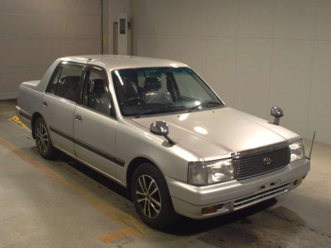 2001 Toyota Comfort YXS11[2]