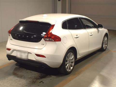 2015 Volvo V40 MB4164T[1]