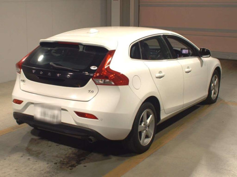 2013 Volvo V40 MB4164T[1]