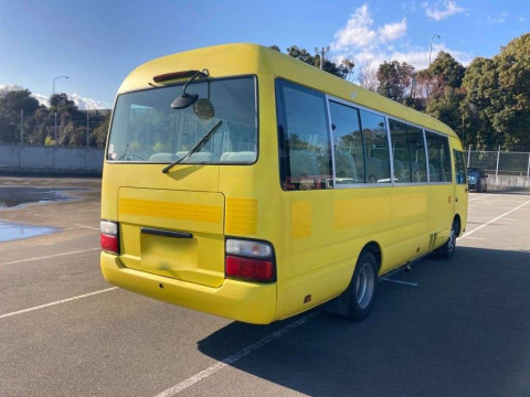 2010 Toyota Coaster BZB50[1]