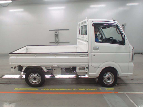 2021 Suzuki Carry Truck DA16T[2]