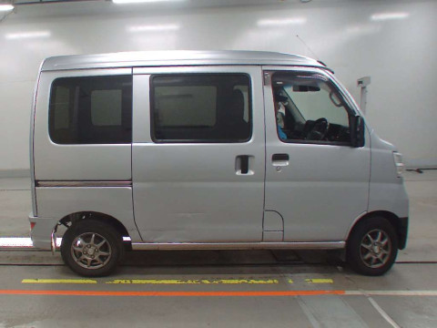 2021 Daihatsu Hijet Cargo S321V[2]