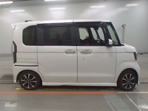 2019 Honda N-BOX CUSTOM JF3[2]