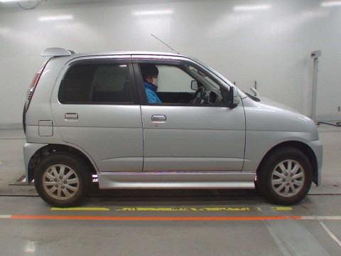 2008 Daihatsu Terios Kid J131G[2]